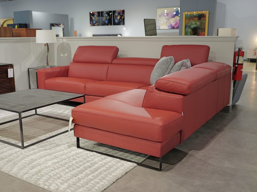 Pier Sectional Rosso