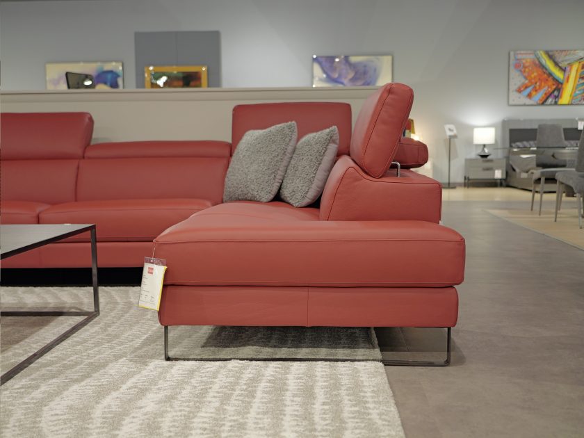 Pier Sectional Rosso