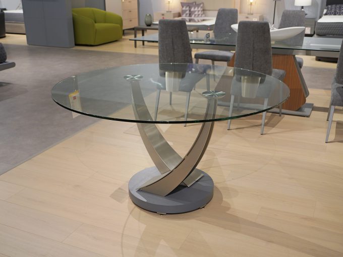 Elite Tangent 54" Round Table