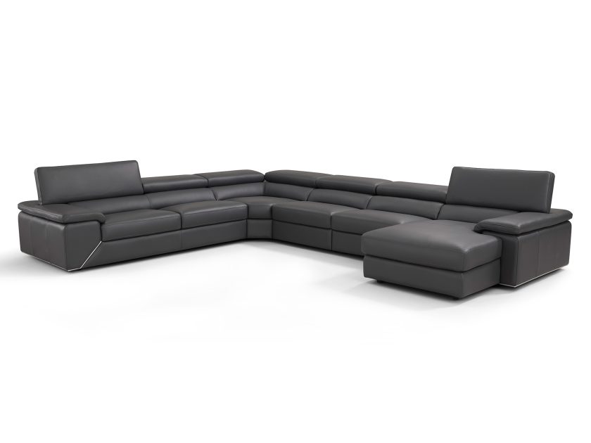 Delano Sectional