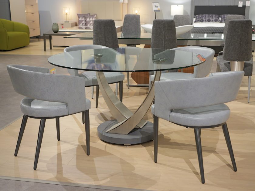 Elite Tangent 54" Round Table